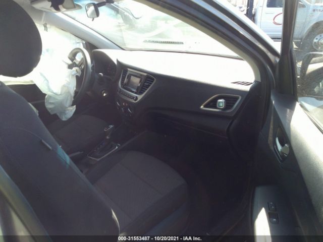 Photo 4 VIN: 3KPC24A3XJE026346 - HYUNDAI ACCENT 