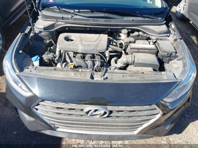 Photo 9 VIN: 3KPC24A3XJE031398 - HYUNDAI ACCENT 