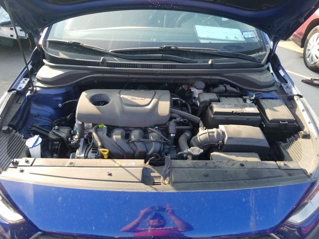 Photo 6 VIN: 3KPC24A3XJE033216 - HYUNDAI ACCENT SE 