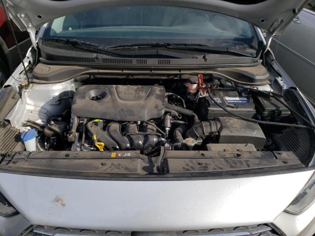 Photo 10 VIN: 3KPC24A3XKE041690 - HYUNDAI ACCENT SE 