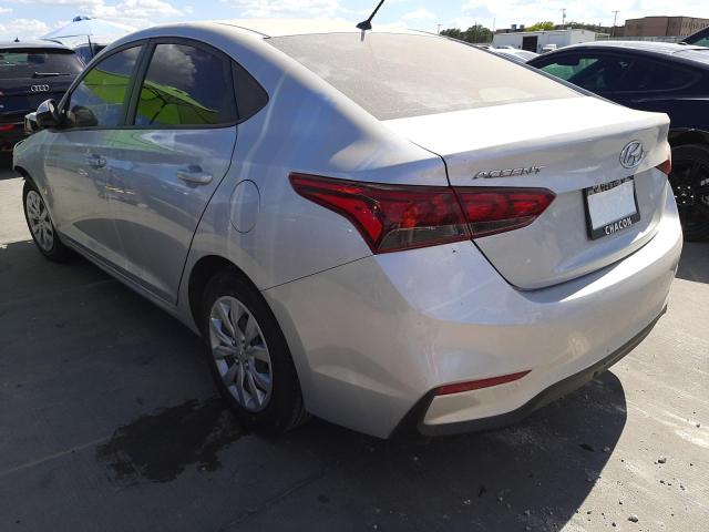 Photo 2 VIN: 3KPC24A3XKE050227 - HYUNDAI ACCENT SE 