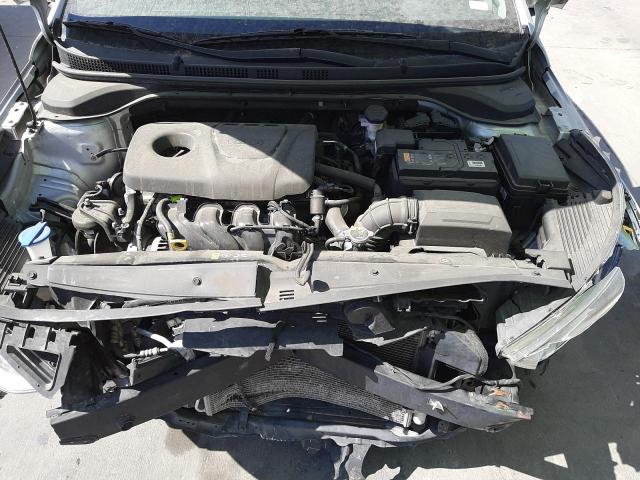 Photo 6 VIN: 3KPC24A3XKE050227 - HYUNDAI ACCENT SE 