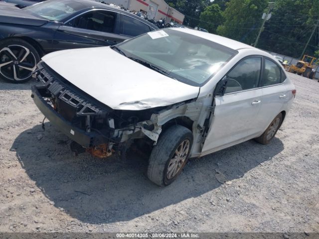 Photo 1 VIN: 3KPC24A3XKE055623 - HYUNDAI ACCENT 