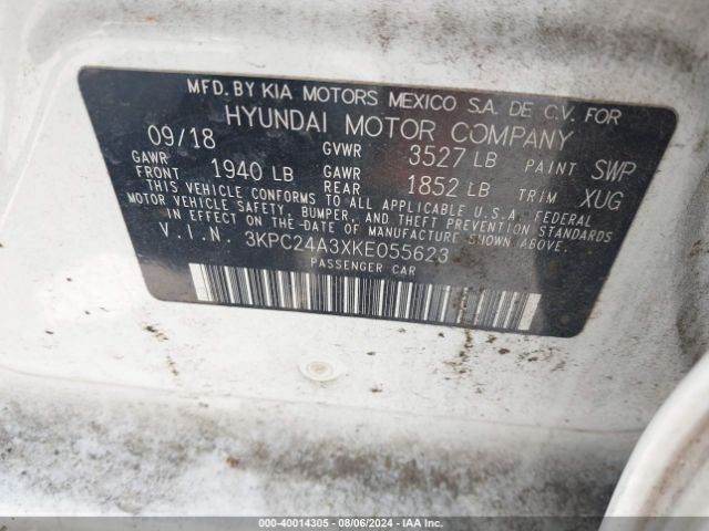 Photo 8 VIN: 3KPC24A3XKE055623 - HYUNDAI ACCENT 