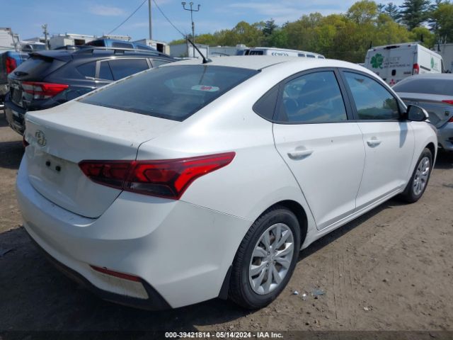 Photo 3 VIN: 3KPC24A3XKE056996 - HYUNDAI ACCENT 