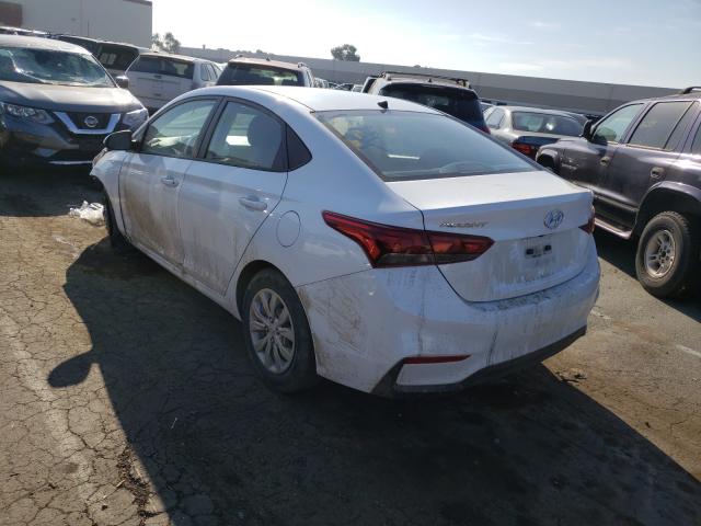 Photo 2 VIN: 3KPC24A3XKE061521 - HYUNDAI ACCENT SE 