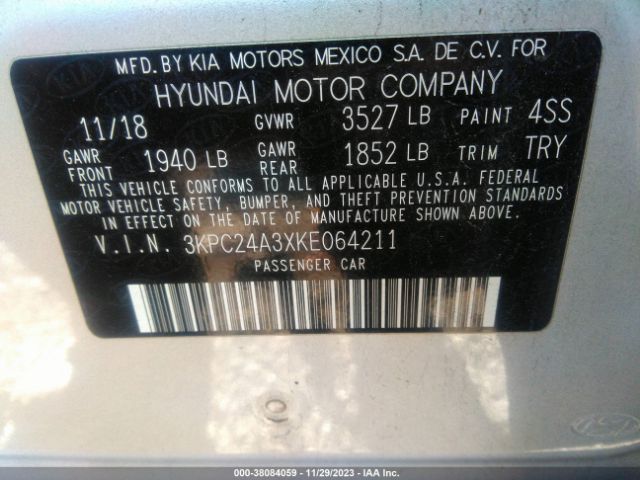 Photo 8 VIN: 3KPC24A3XKE064211 - HYUNDAI ACCENT 