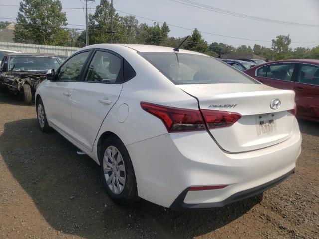 Photo 2 VIN: 3KPC24A3XKE066220 - HYUNDAI ACCENT SE 