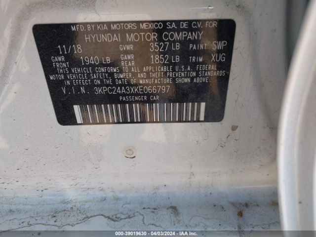 Photo 8 VIN: 3KPC24A3XKE066797 - HYUNDAI ACCENT 