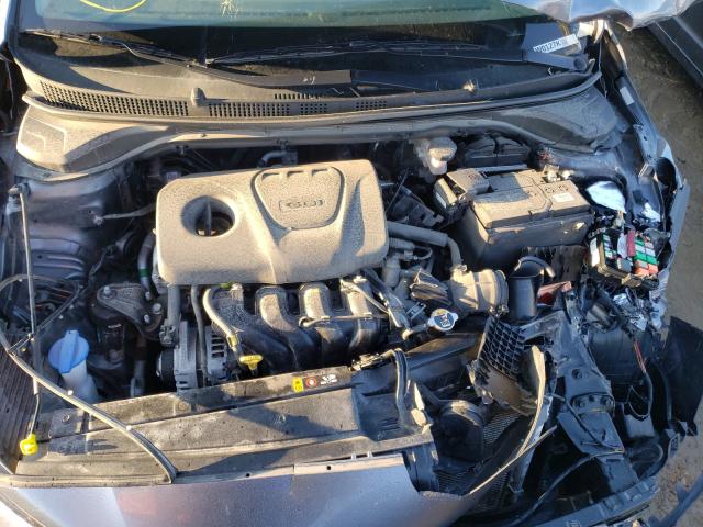 Photo 6 VIN: 3KPC24A3XKE068517 - HYUNDAI ACCENT SE 