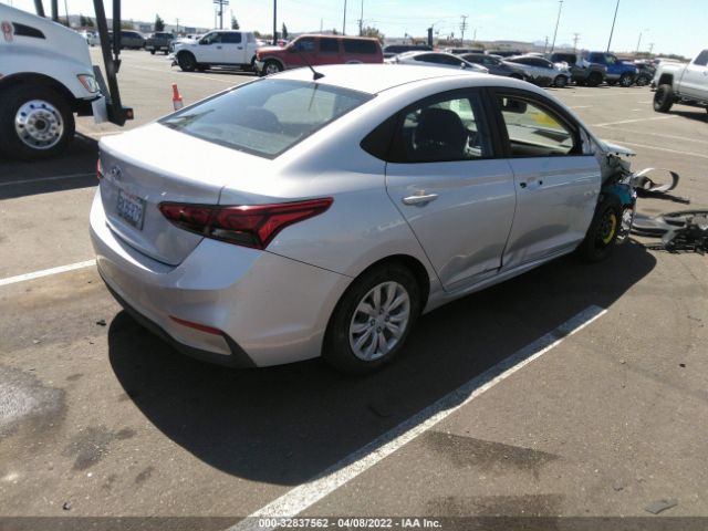 Photo 3 VIN: 3KPC24A3XKE069988 - HYUNDAI ACCENT 