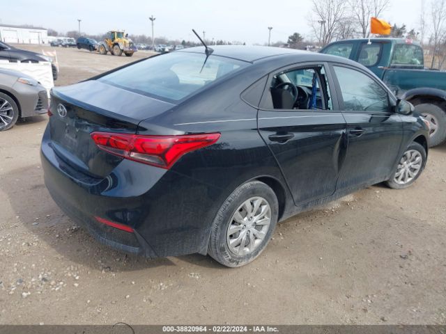 Photo 3 VIN: 3KPC24A3XKE073717 - HYUNDAI ACCENT 