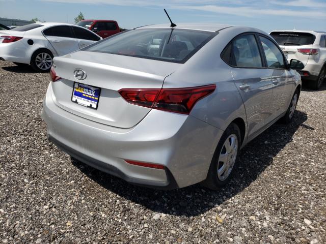 Photo 3 VIN: 3KPC24A3XKE077136 - HYUNDAI ACCENT SE 