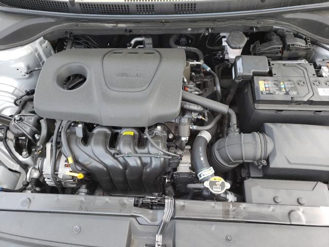 Photo 6 VIN: 3KPC24A3XKE077136 - HYUNDAI ACCENT SE 