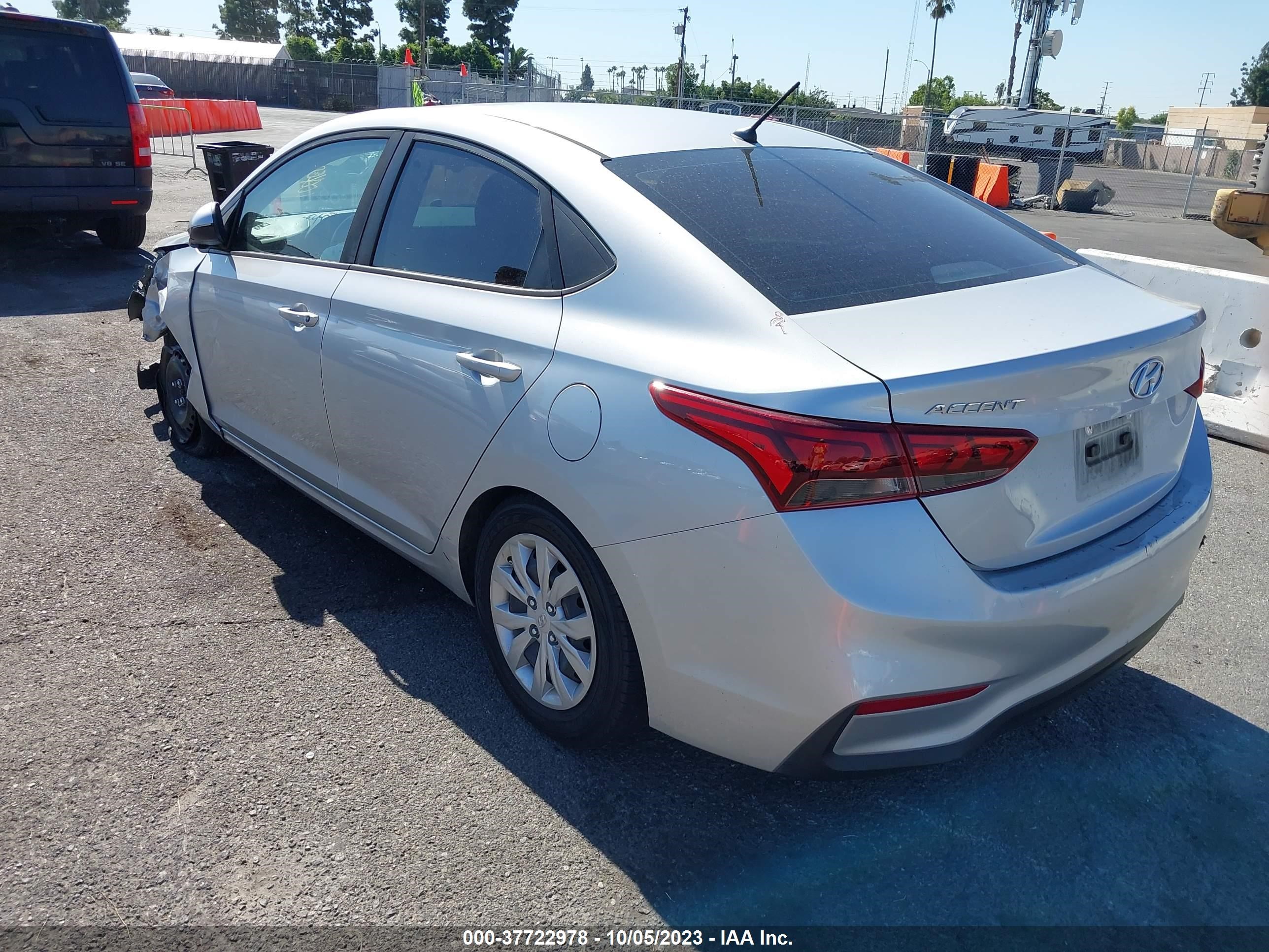 Photo 2 VIN: 3KPC24A60LE099058 - HYUNDAI ACCENT 