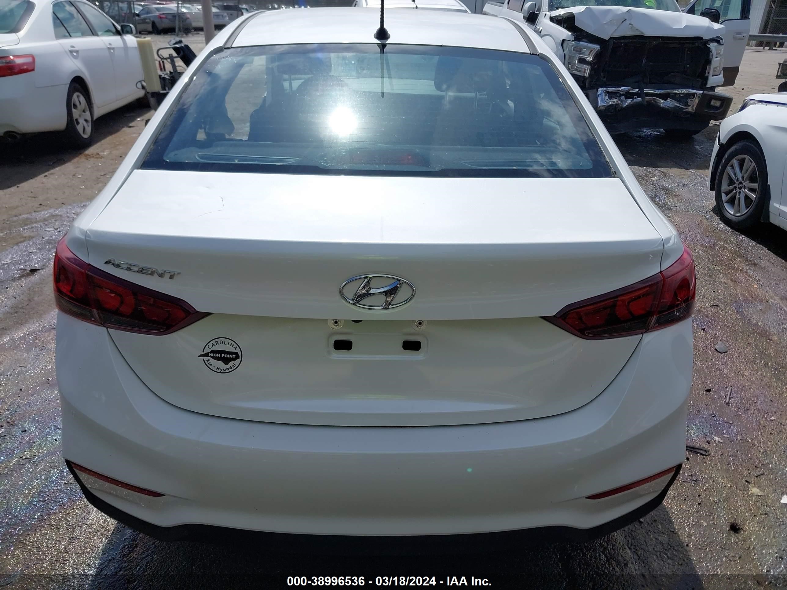 Photo 14 VIN: 3KPC24A60LE115663 - HYUNDAI ACCENT 