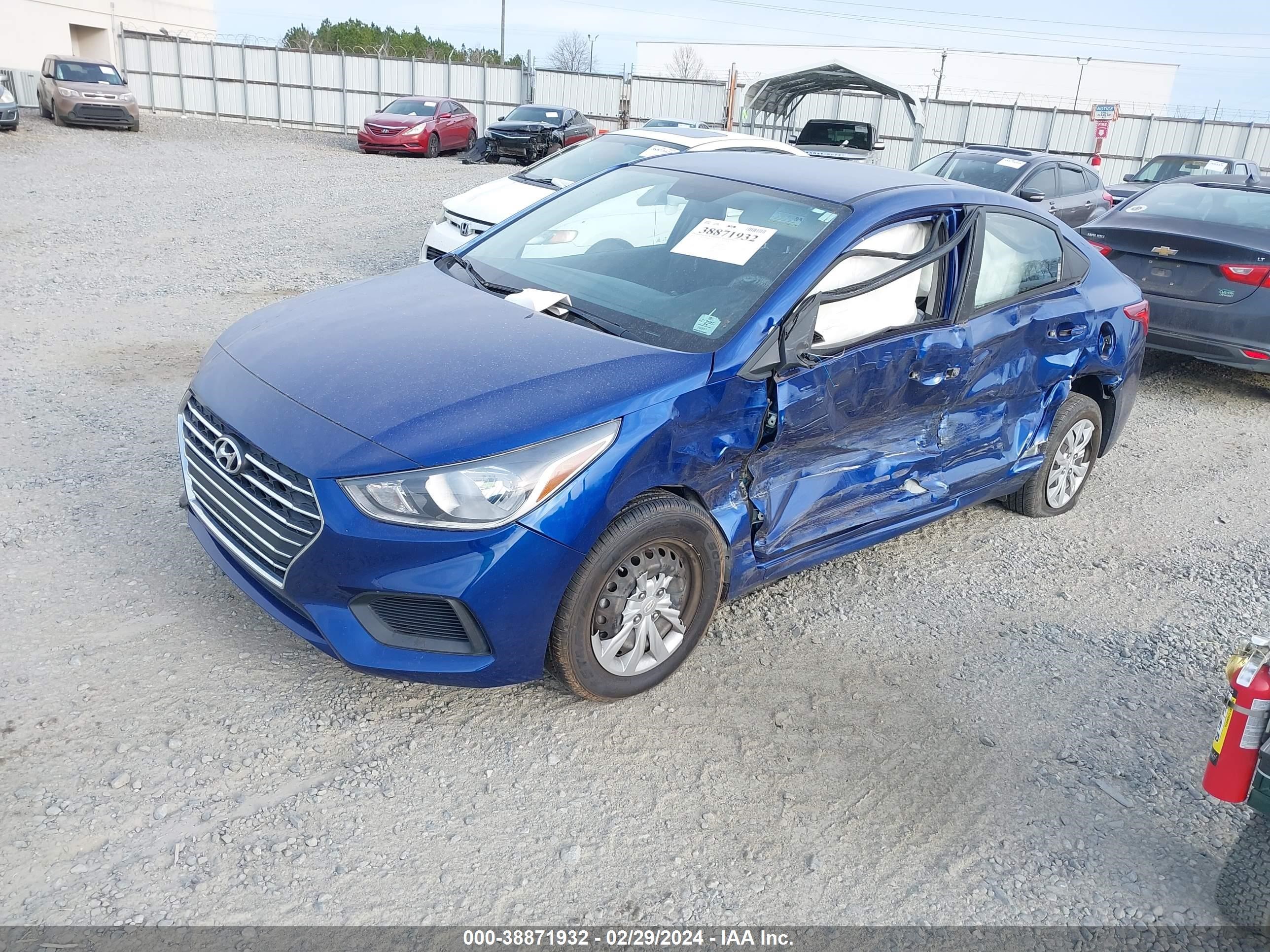 Photo 2 VIN: 3KPC24A60LE125495 - HYUNDAI ACCENT 