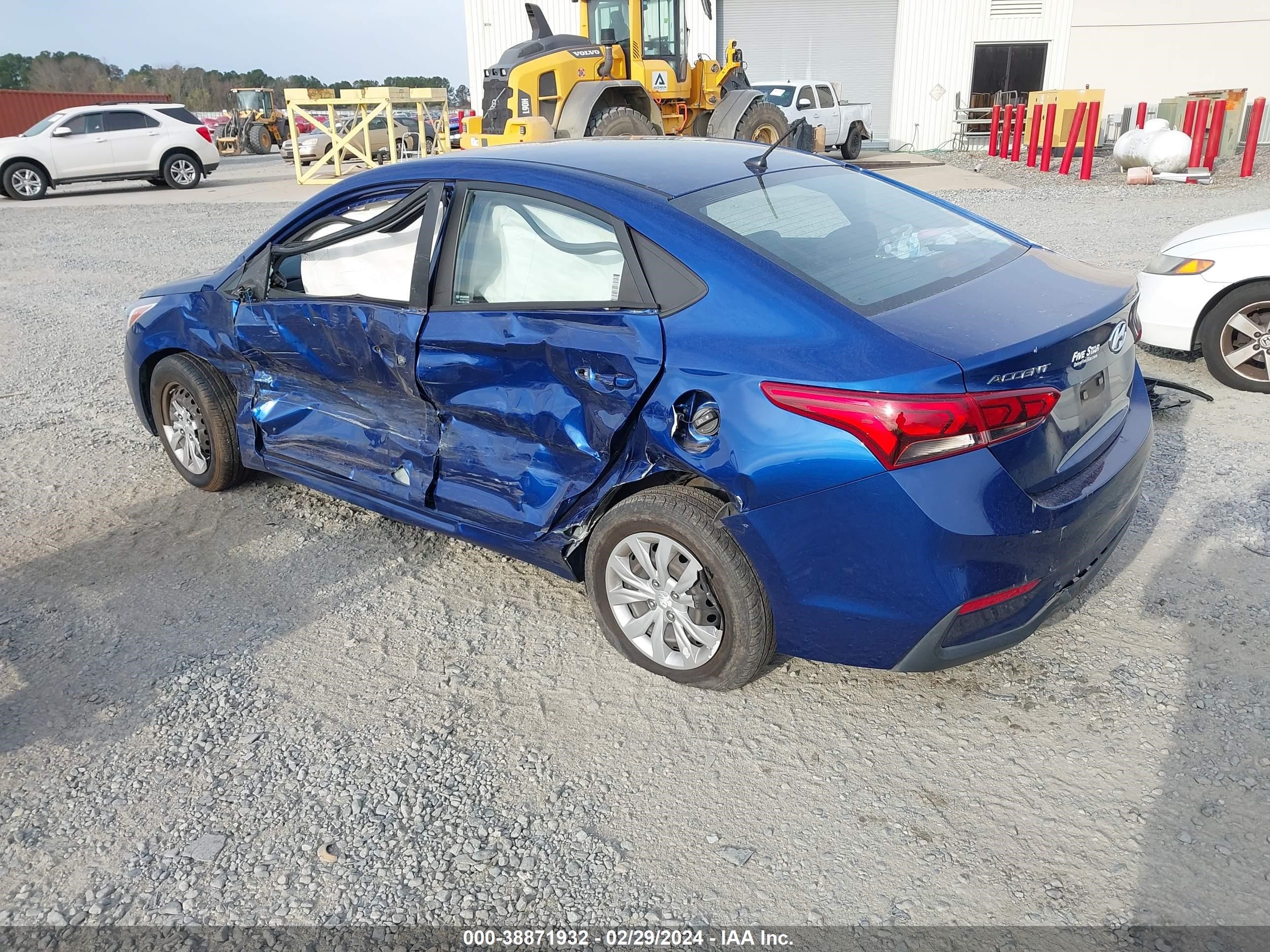 Photo 3 VIN: 3KPC24A60LE125495 - HYUNDAI ACCENT 