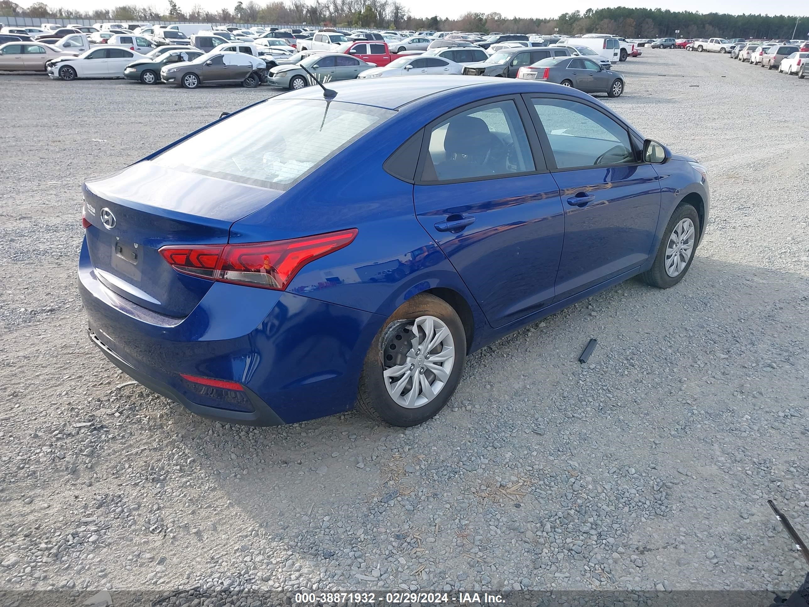 Photo 4 VIN: 3KPC24A60LE125495 - HYUNDAI ACCENT 