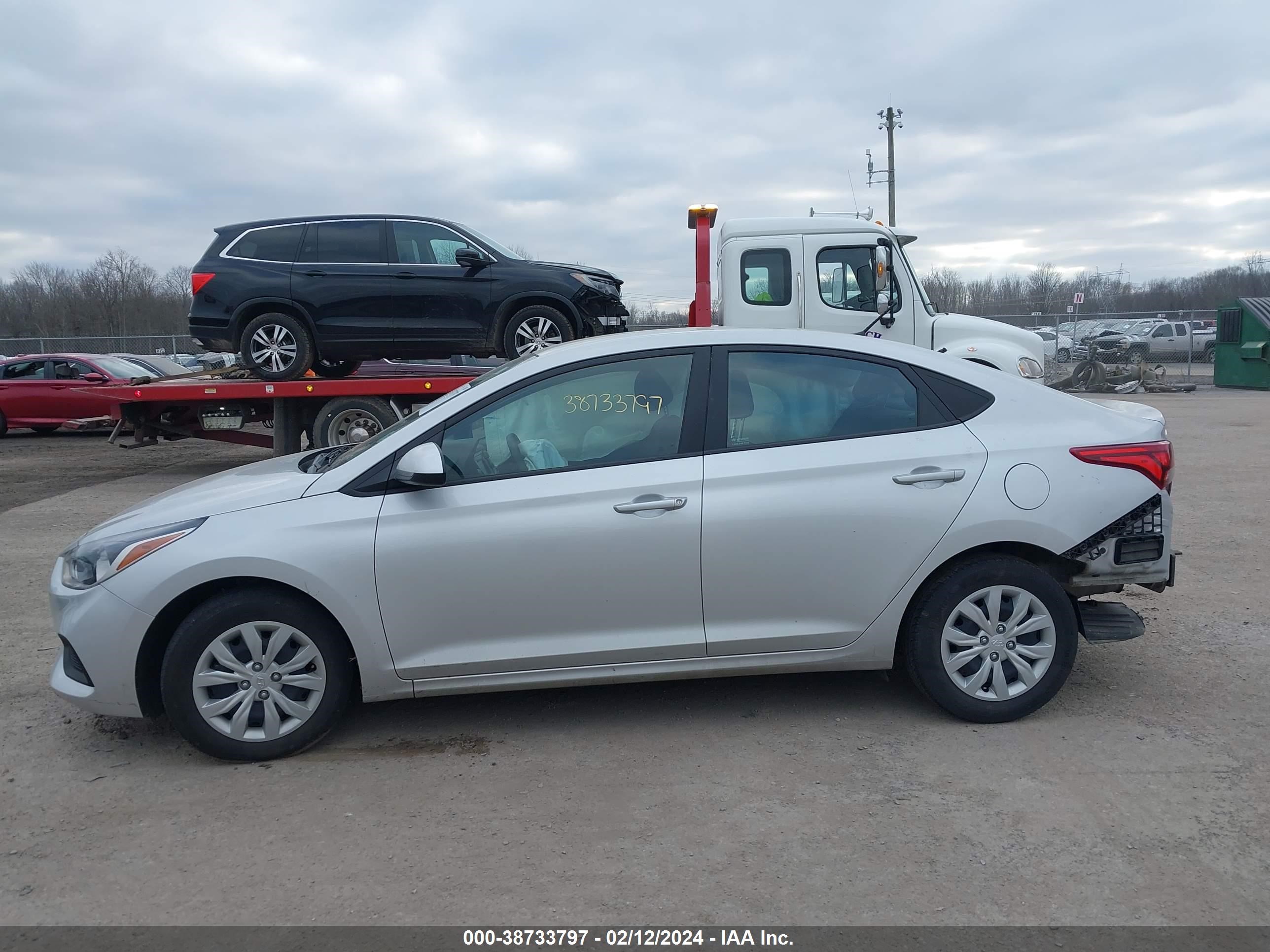 Photo 13 VIN: 3KPC24A60NE160945 - HYUNDAI ACCENT 