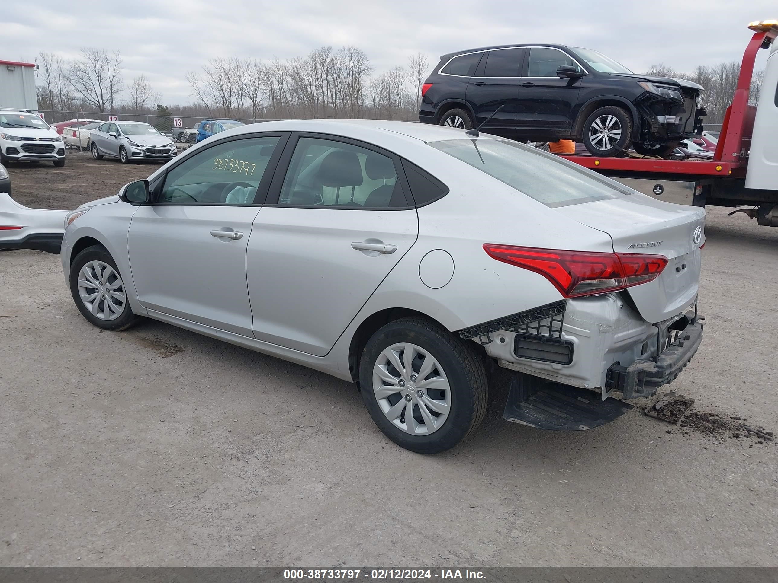 Photo 2 VIN: 3KPC24A60NE160945 - HYUNDAI ACCENT 