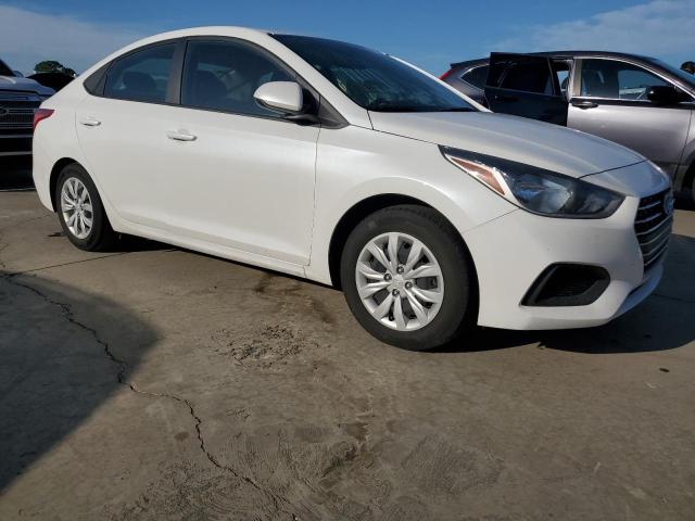 Photo 3 VIN: 3KPC24A60NE181861 - HYUNDAI ACCENT SE 