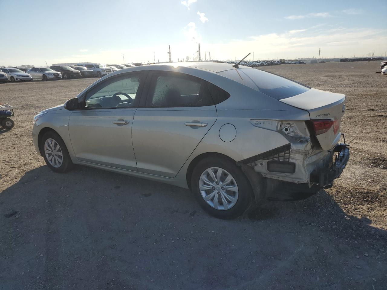 Photo 1 VIN: 3KPC24A61LE092099 - HYUNDAI ACCENT 