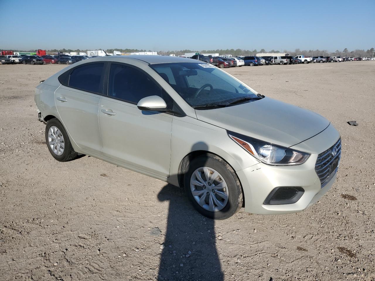 Photo 3 VIN: 3KPC24A61LE092099 - HYUNDAI ACCENT 