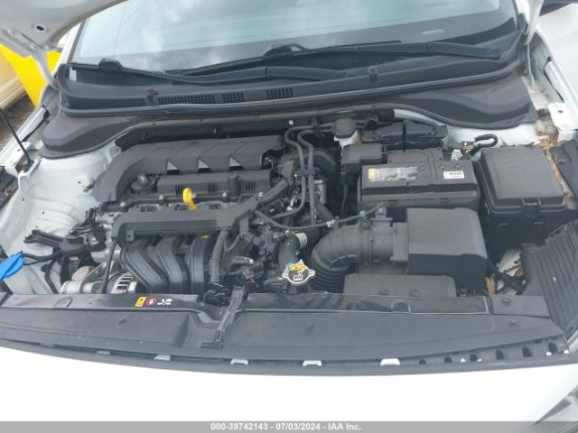 Photo 9 VIN: 3KPC24A61LE118233 - HYUNDAI ACCENT 