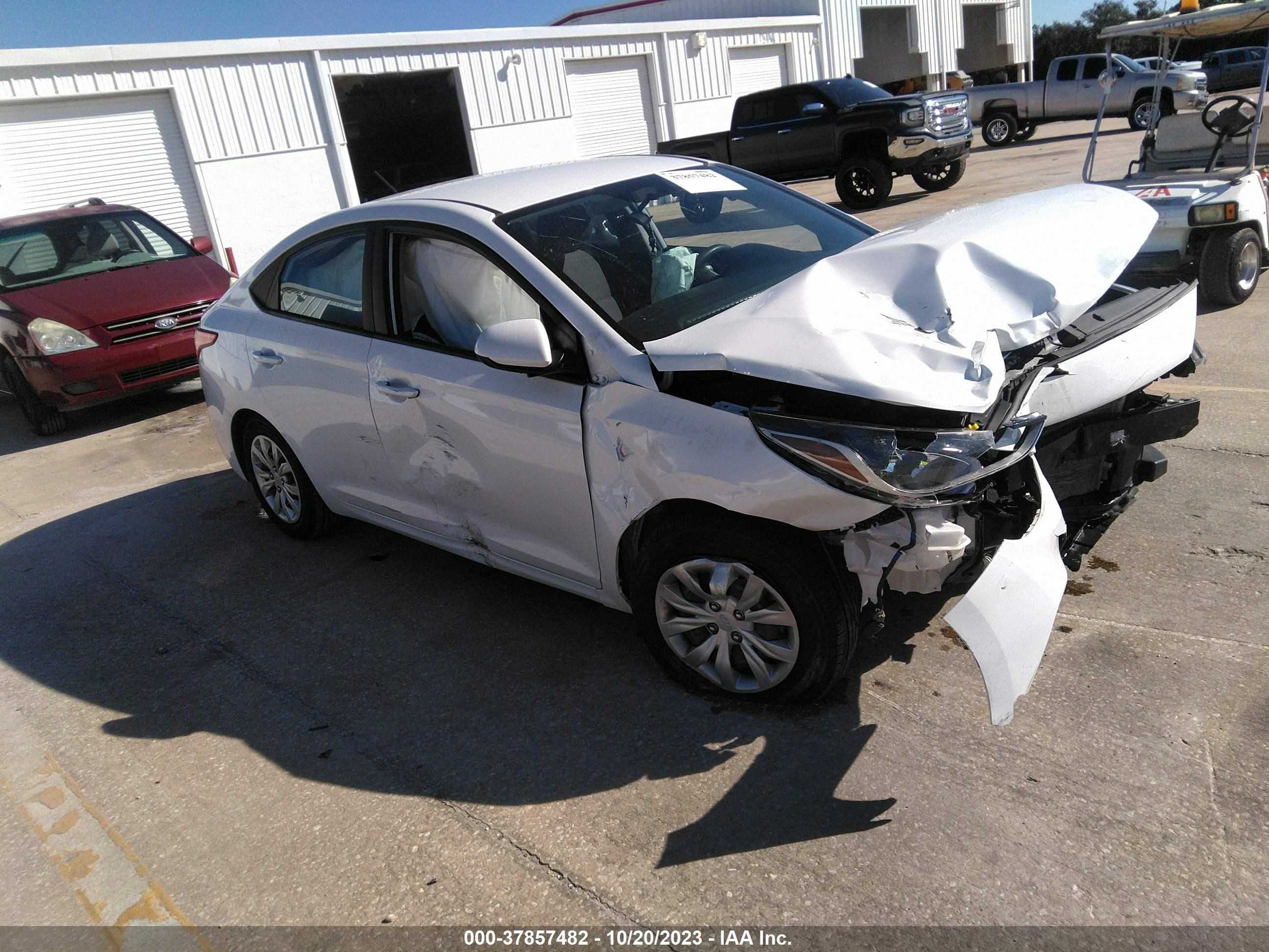 Photo 0 VIN: 3KPC24A61ME129976 - HYUNDAI ACCENT 