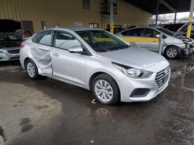 Photo 3 VIN: 3KPC24A61NE179133 - HYUNDAI ACCENT SE 