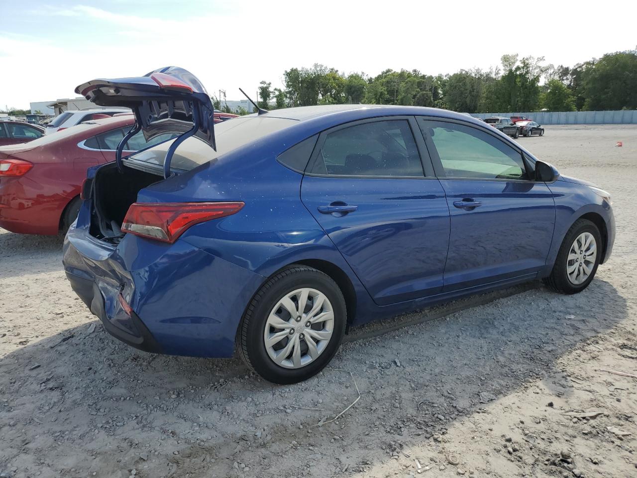 Photo 2 VIN: 3KPC24A62ME131042 - HYUNDAI ACCENT 