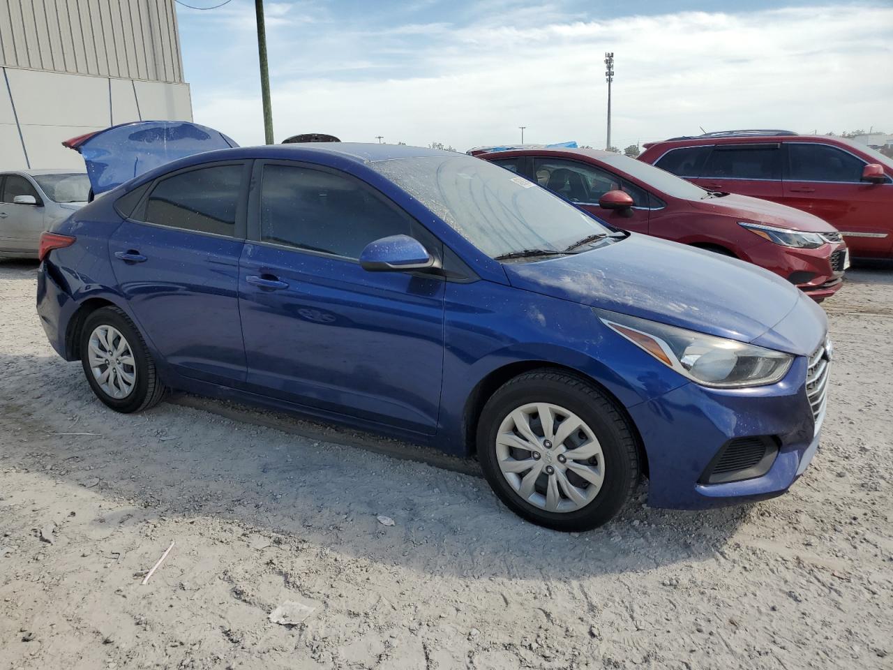 Photo 3 VIN: 3KPC24A62ME131042 - HYUNDAI ACCENT 