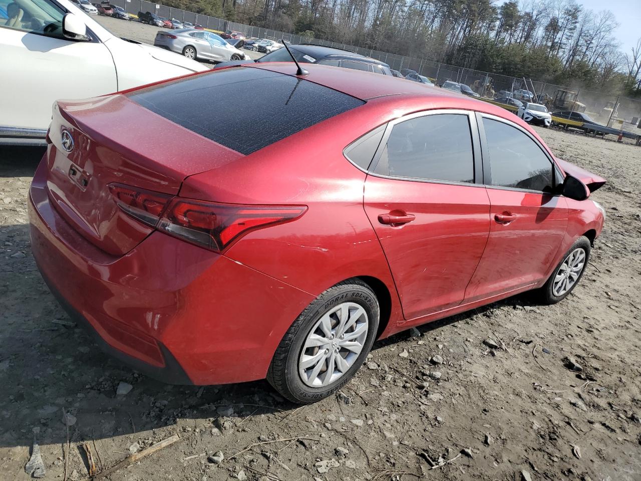 Photo 2 VIN: 3KPC24A63LE099751 - HYUNDAI ACCENT 