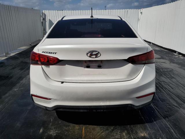 Photo 5 VIN: 3KPC24A63LE114748 - HYUNDAI ACCENT SE 