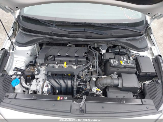 Photo 9 VIN: 3KPC24A63NE179733 - HYUNDAI ACCENT 