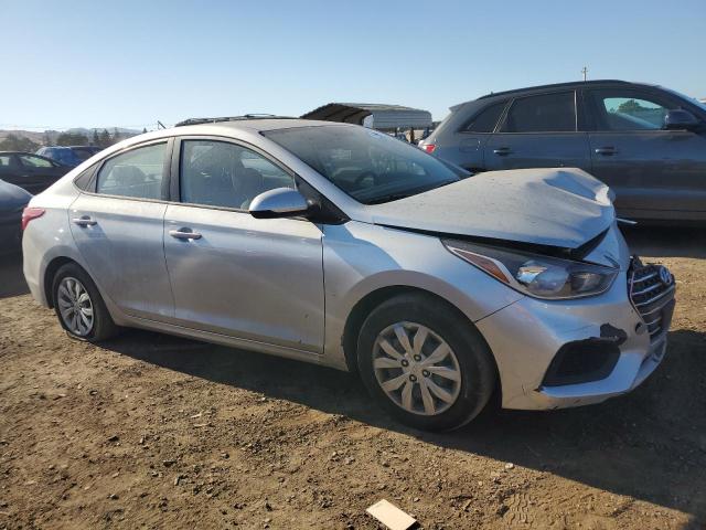 Photo 3 VIN: 3KPC24A64LE095563 - HYUNDAI ACCENT SE 