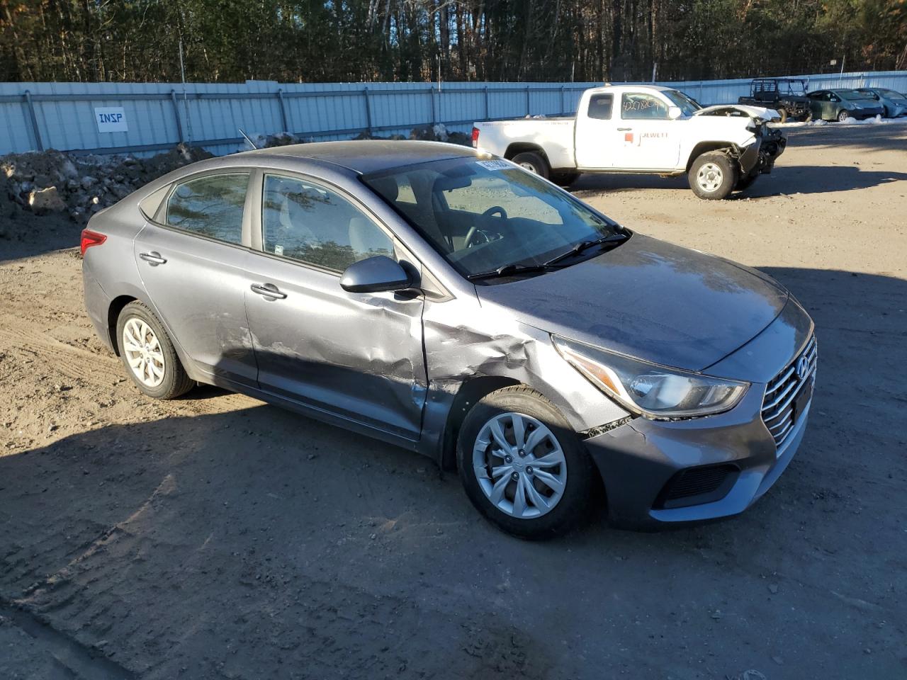 Photo 3 VIN: 3KPC24A64LE103967 - HYUNDAI ACCENT 