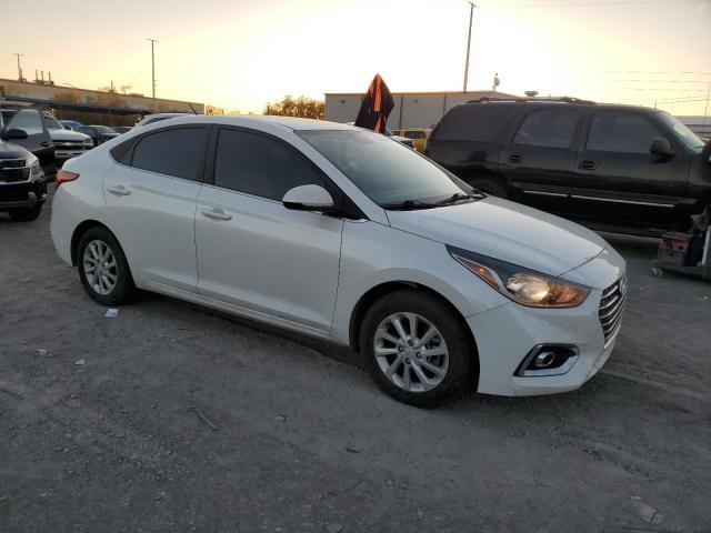 Photo 3 VIN: 3KPC24A64LE126858 - HYUNDAI ACCENT SE 