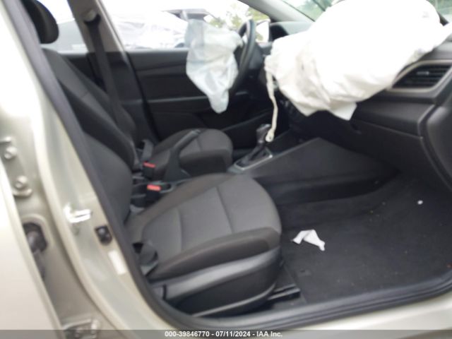 Photo 4 VIN: 3KPC24A65LE107932 - HYUNDAI ACCENT 