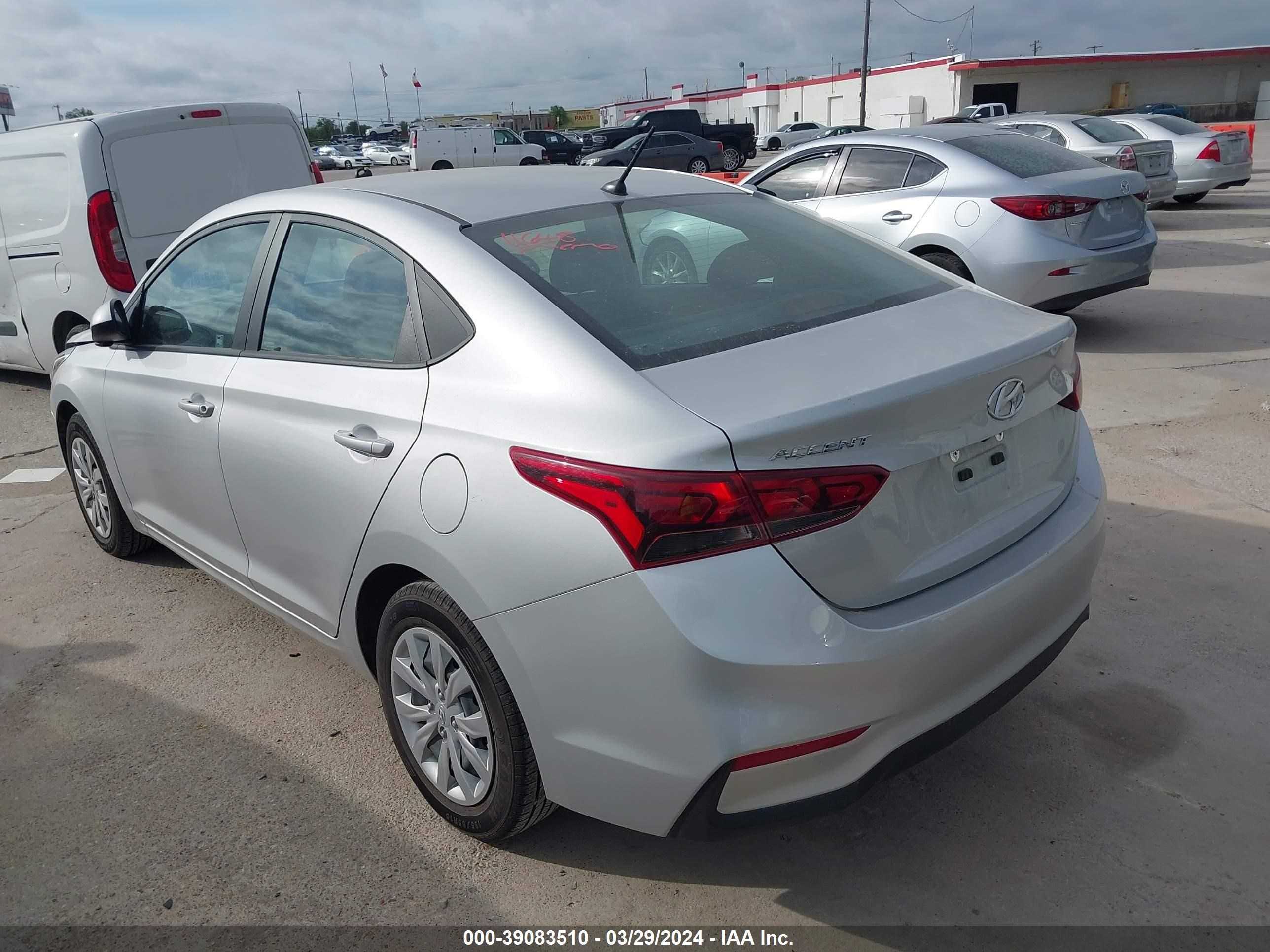 Photo 2 VIN: 3KPC24A65ME150779 - HYUNDAI ACCENT 