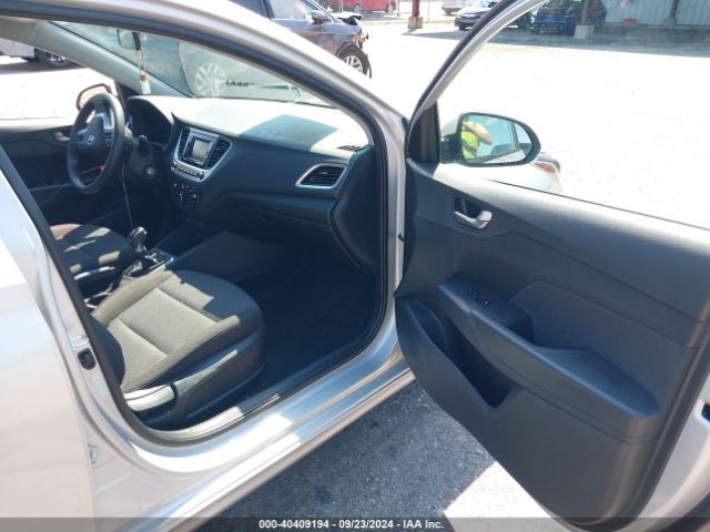 Photo 4 VIN: 3KPC24A65NE185033 - HYUNDAI ACCENT 