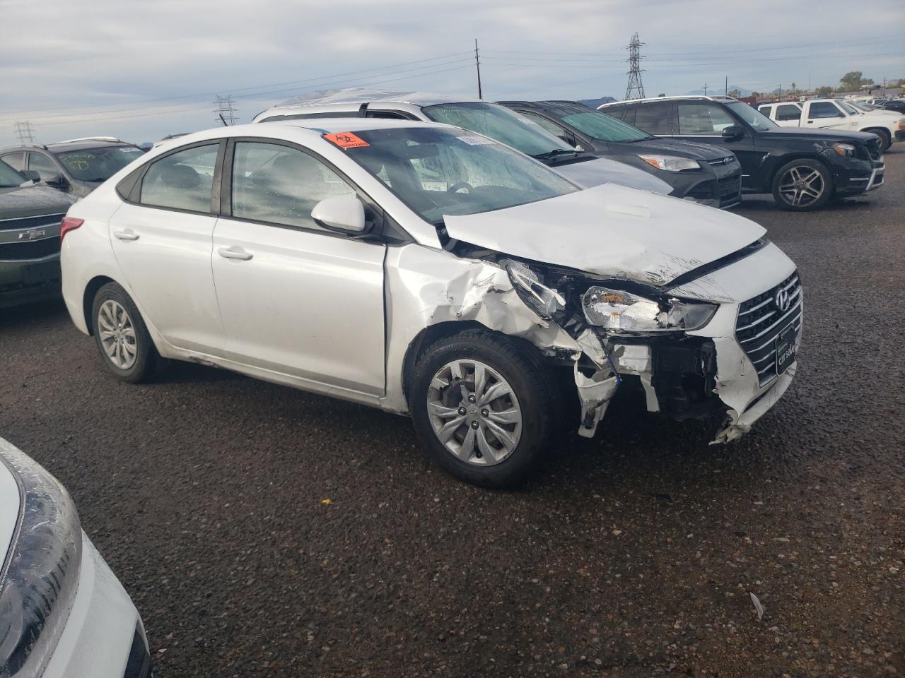 Photo 3 VIN: 3KPC24A66LE106398 - HYUNDAI ACCENT 