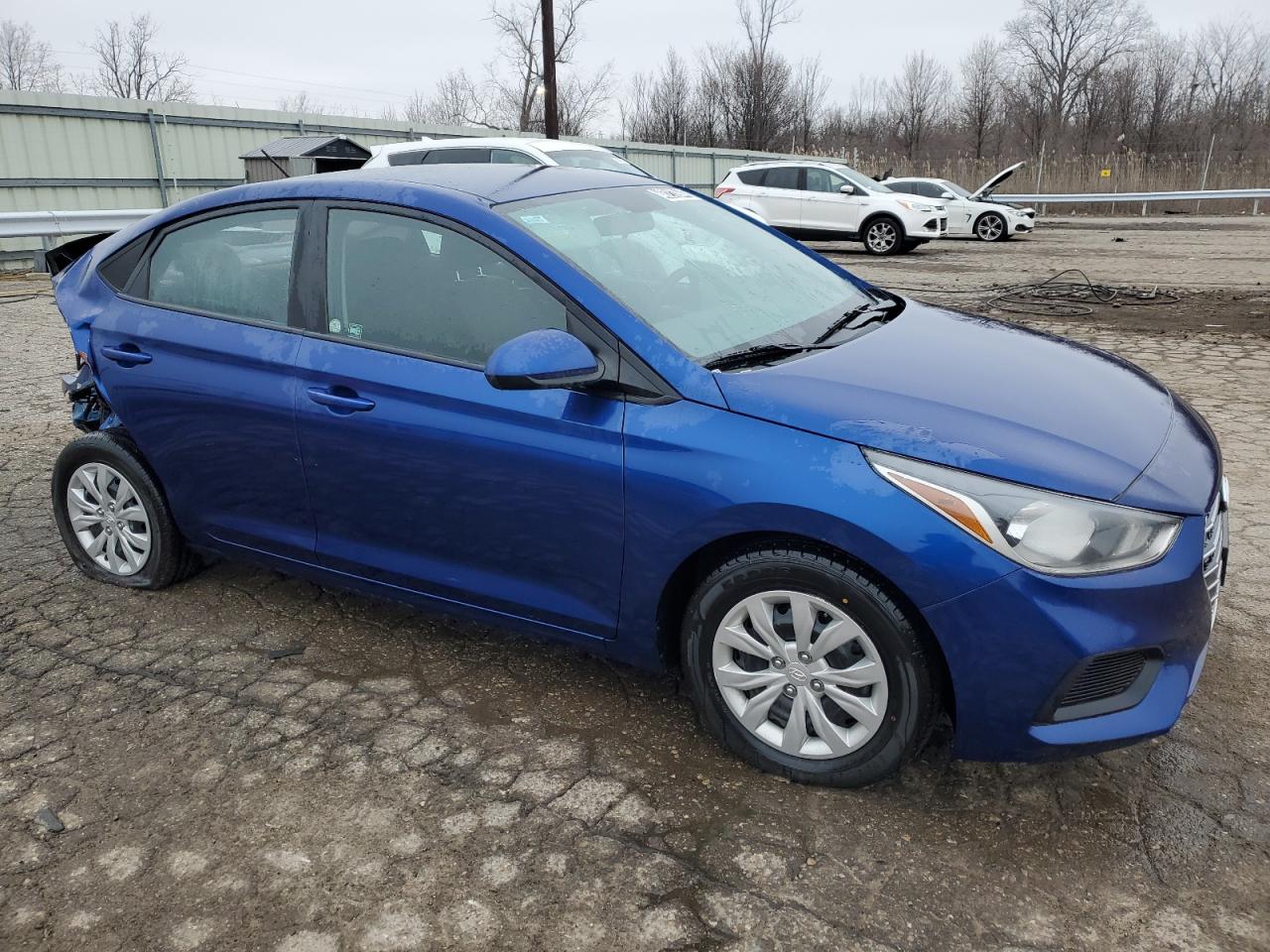 Photo 3 VIN: 3KPC24A66ME137121 - HYUNDAI ACCENT 