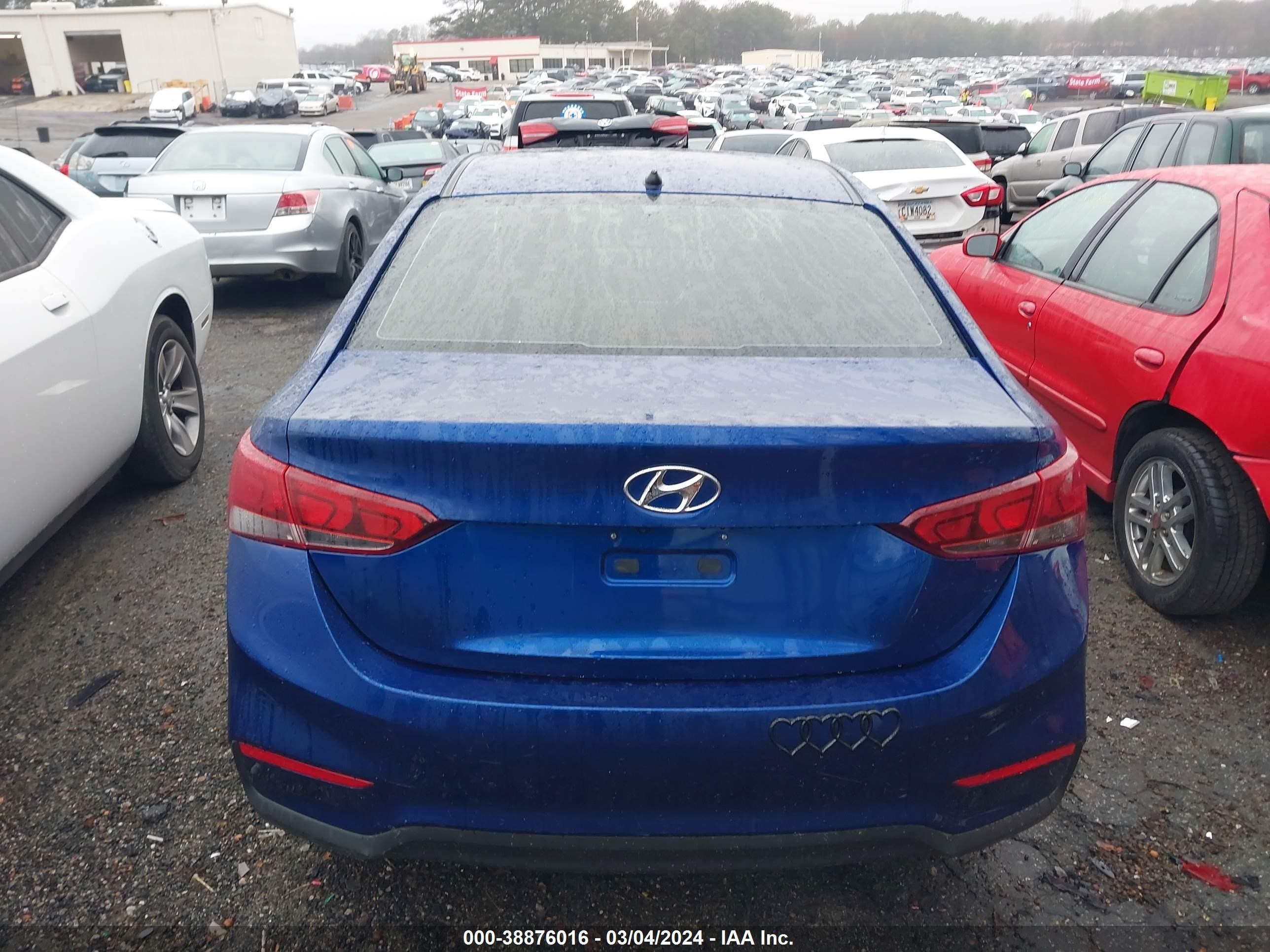 Photo 15 VIN: 3KPC24A67LE118818 - HYUNDAI ACCENT 