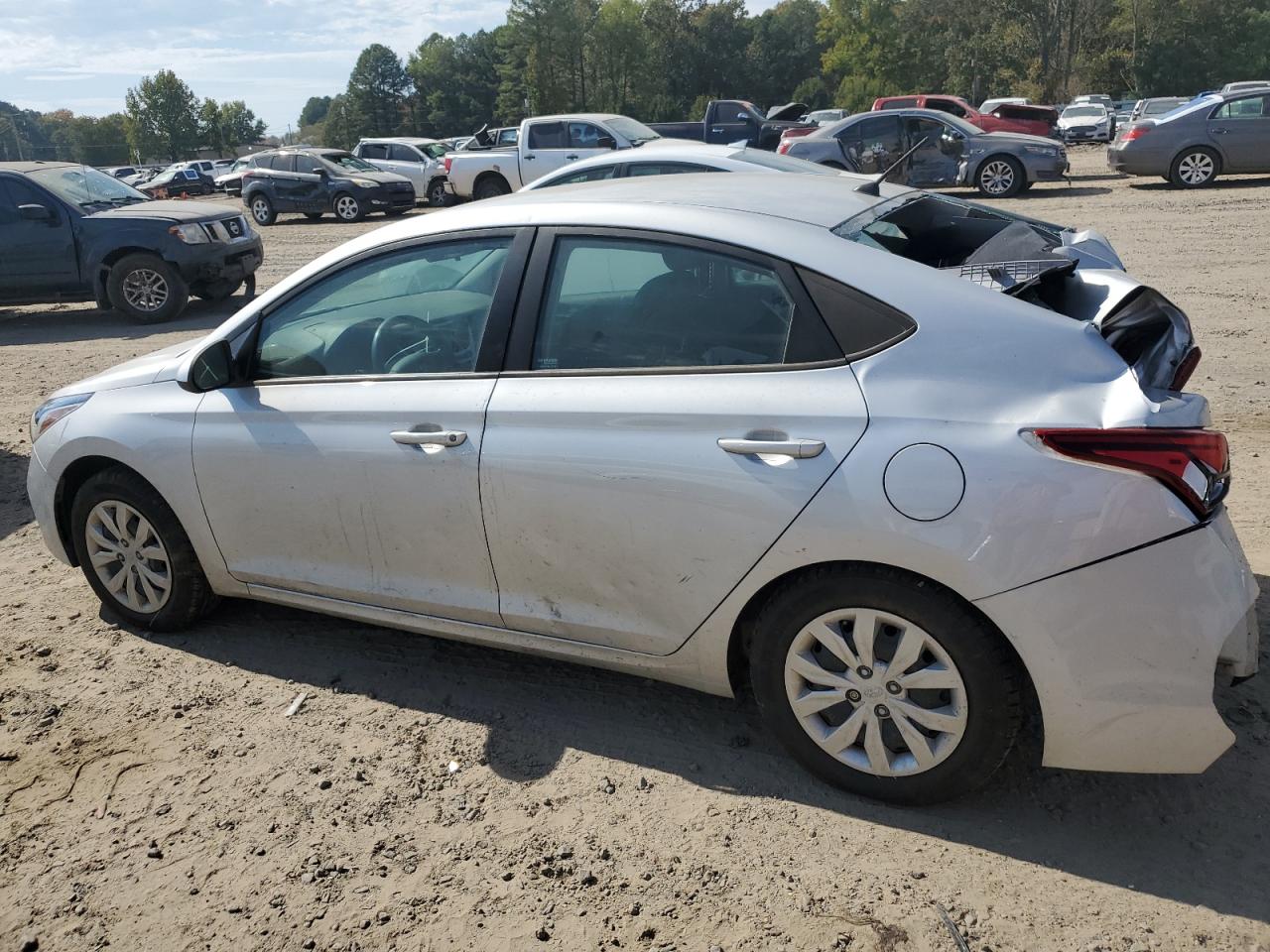 Photo 1 VIN: 3KPC24A67ME146233 - HYUNDAI ACCENT 