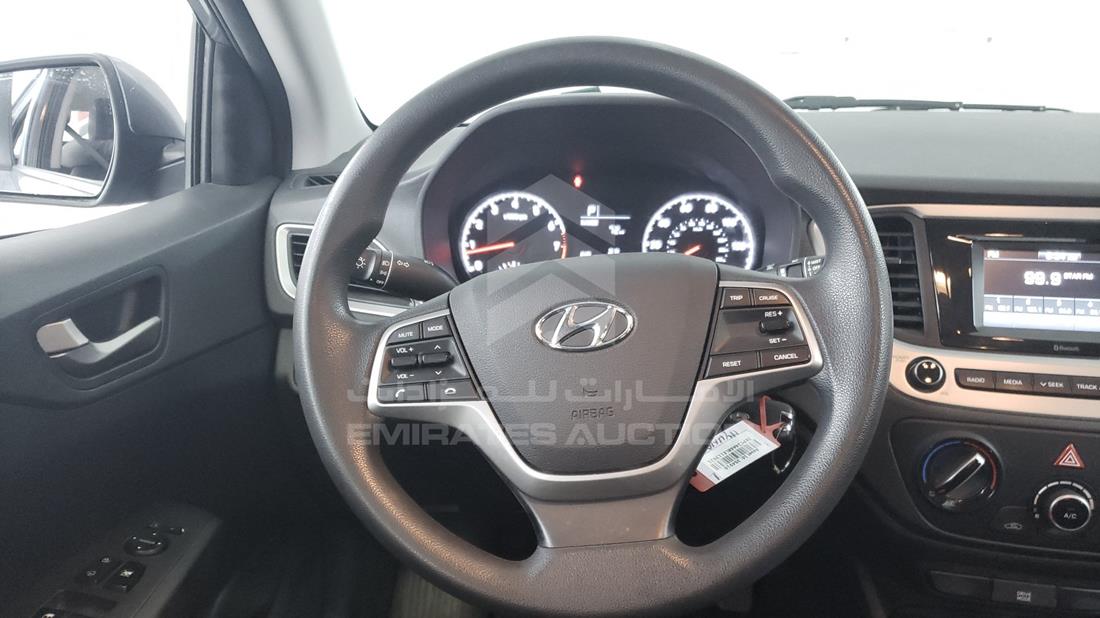 Photo 12 VIN: 3KPC24A68LE113921 - HYUNDAI ACCENT 