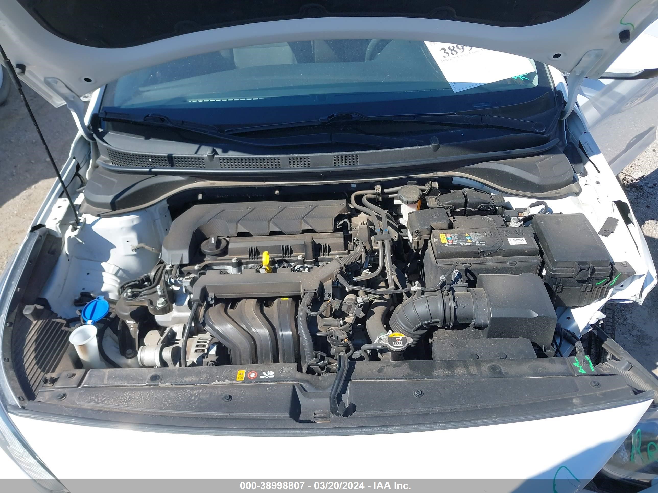 Photo 9 VIN: 3KPC24A68LE116351 - HYUNDAI ACCENT 