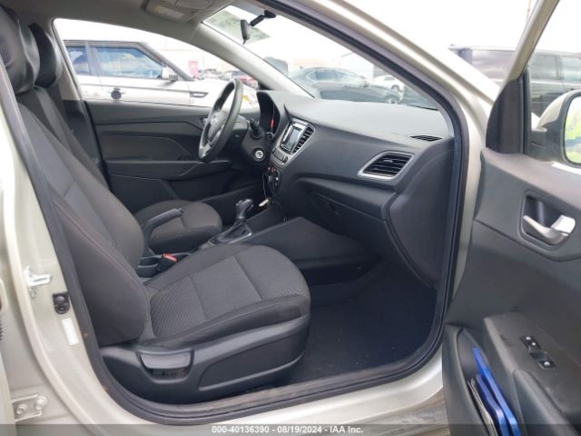 Photo 4 VIN: 3KPC24A69LE096773 - HYUNDAI ACCENT 