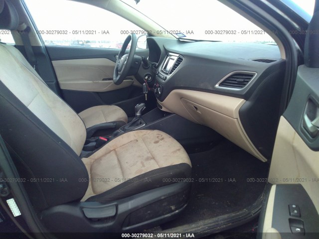 Photo 4 VIN: 3KPC24A69LE122997 - HYUNDAI ACCENT 